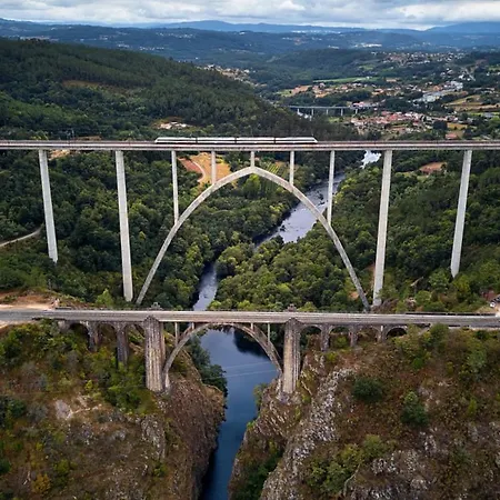 A Casa De Salvador - Retiro Rural Con Alma Gallega Vedra